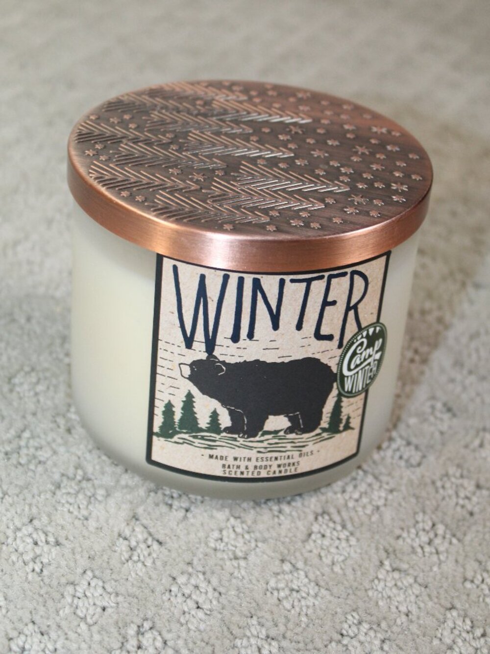 NWT Bath & Body Works 14.5 oz Black Bear Label Camp Winter 3-Wick Candle